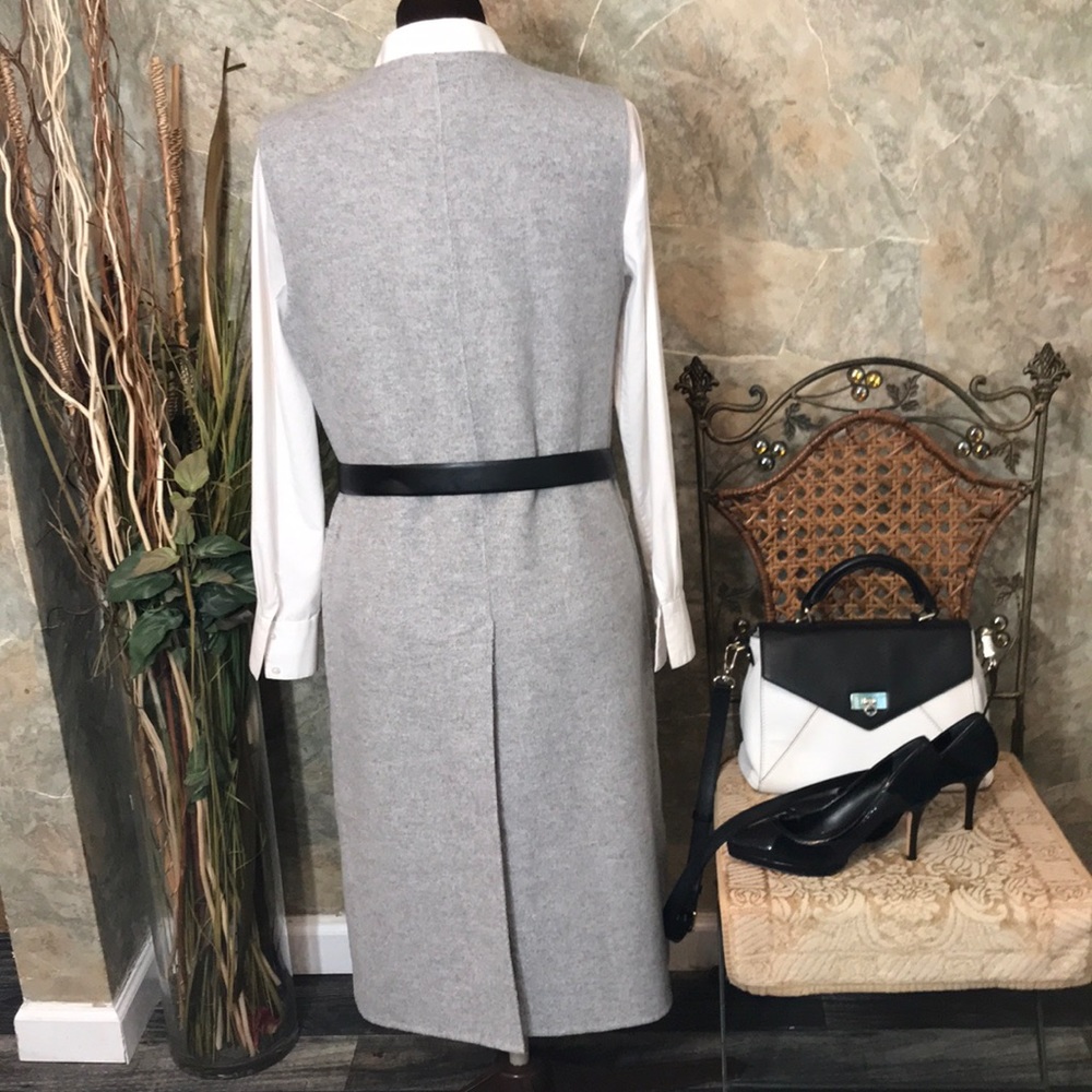 Zara 🌹 stunning long gray Wool vest